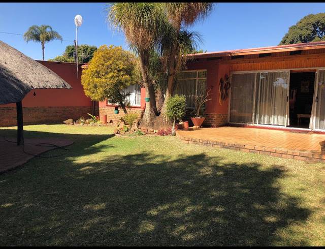 4 BEDROOM HOUSE SOLD IN SINOVILLE
